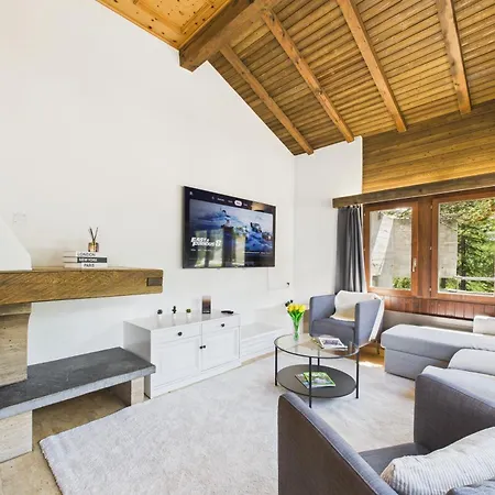 Family & Friends In *